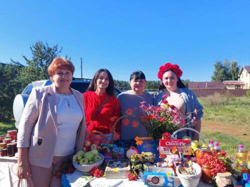 Высокогорцы на «Ярмарке добра» собрали 75 тыс. рублей для СВО в день выборов