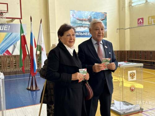 Фарид Мухаметшин проголосовал на выборах Раиса РТ и муниципальных депутатов