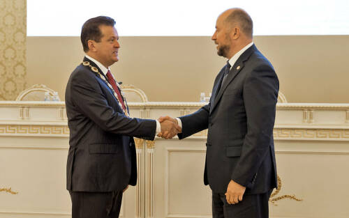 «Мы никогда долго на лаврах не находились»: как Метшин в пятый раз стал мэром Казани