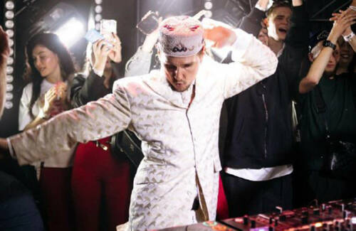 DJ Сулейман: «И я вдруг понимаю – 700 человек поют «Әлдермешкә», а вокруг Дубай»