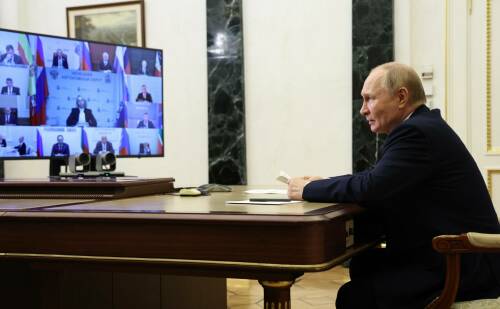 «Москва всегда будет рядом» от Путина, TIME-менеджмент и последние кадровые интриги