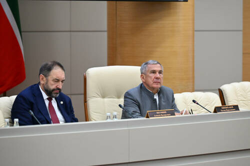 Минниханову на совете директоров «Татнефтехиминвест-холдинга» представили новые проекты