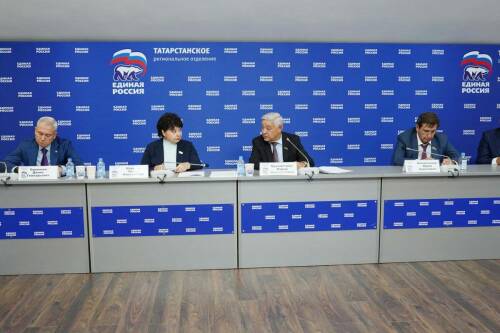 «Единая Россия» выдвинула кандидатуру Ильсура Метшина на должность мэра Казани