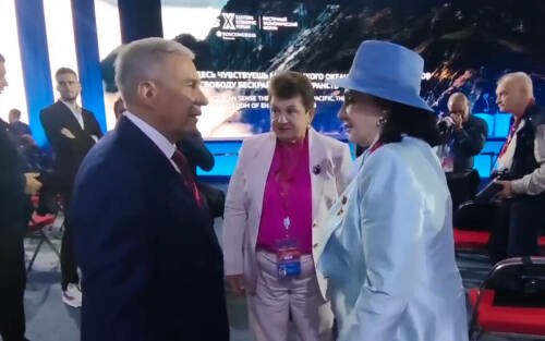 Ирина Винер на ВЭФ пообещала Рустаму Минниханову посетить Татарстан