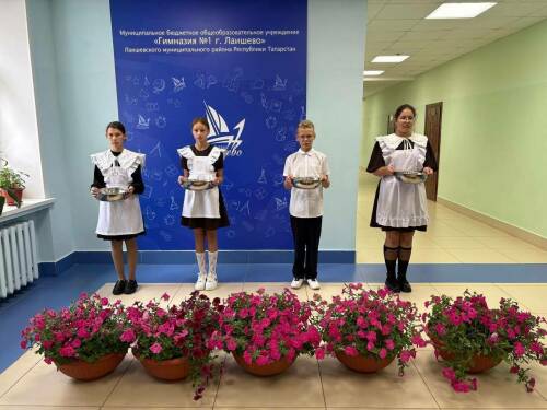 В школах Татарстана прошли памятные акции ко Дню солидарности в борьбе с терроризмом