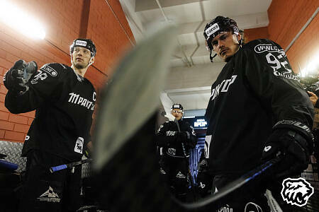 Гол Григоренко принес победу «Трактору» над «Нефтехимиком»