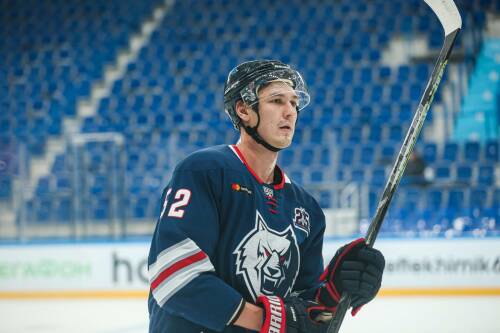 Нижнекамский &laquo;Нефтехимик&raquo; переподписал контракт со своим лидером Евгением Митякиным