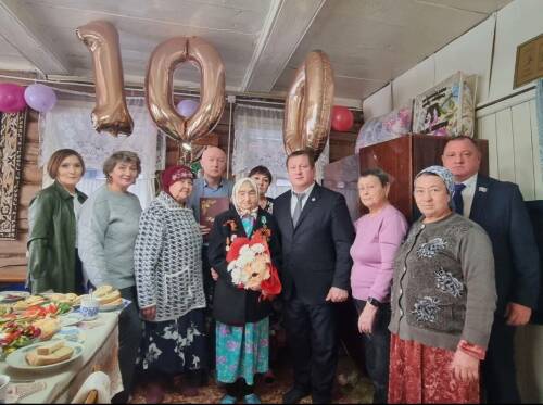 «Летопись стойкости и труда»: жительница Мамадышского района отметила 100 лет