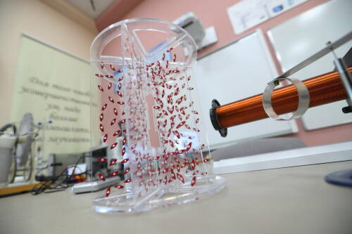 Около 20 млн рублей направят на оснащение школьных кабинетов физики и искусств в РТ