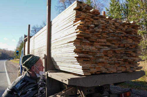 Минлесхоз Татарстана отправил в зону СВО 3,5 тыс. кубометров древесины