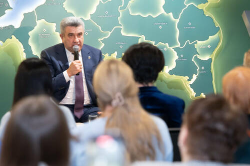 В Татарстане 300 учителей получат жилищные сертификаты на 1 млн рублей