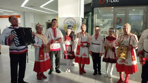 «Сидят в интернете»: многодетная мама из РТ объяснила, почему молодые не заводят семьи