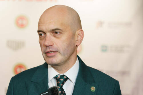 Азат Кадыров – студентам РТ: «Пользуйтесь возможностями для самореализации и дерзайте!»