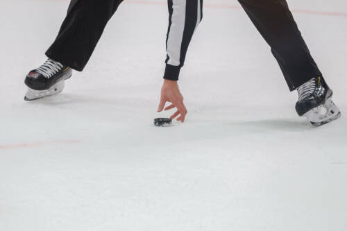 Международная федерация хоккея продлила отстранение сборных России и Белоруссии