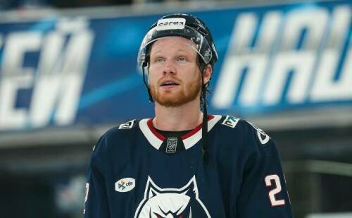 «Нефтехимик» перезаключил контракт с защитником Лукой Профакой