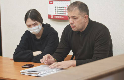 «Она забрала его у меня дважды»: что сказала суду жена одного из погибших в ДТП в Казани