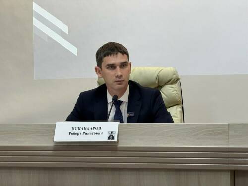 По решению главы Менделеевского района Роберта Искандарова каждой семье погибших школьников выплатят по 1 млн рублей