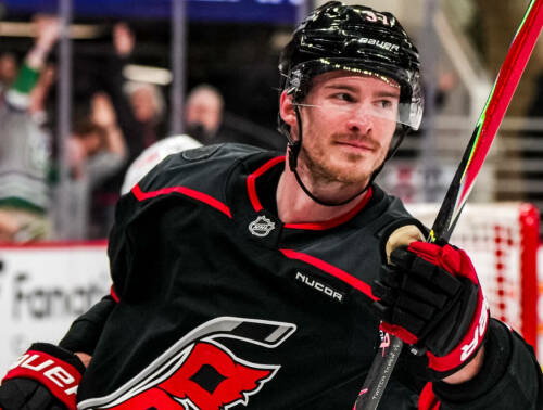 Андрей Свечников о матче с «Далласом»: Это важная победа для нас