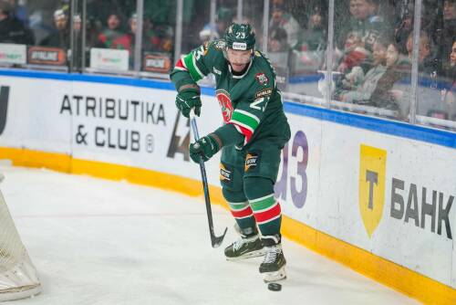 Дмитрий Яшкин вернулся в состав на матч с «Барысом»