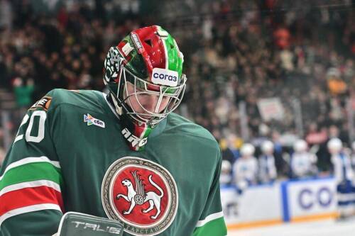 Голкипер «Ак Барса» Максим Арефьев отреагировал на упущенный «сухарь» в игре с «Барысом»