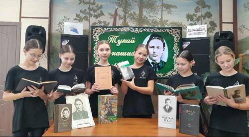 «Читаем Тукая вместе!»: в Менделеевске открыли литературный марафон