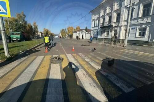 20-летний водитель Mazda влетел в столб в РТ, его 19-летний пассажир погиб