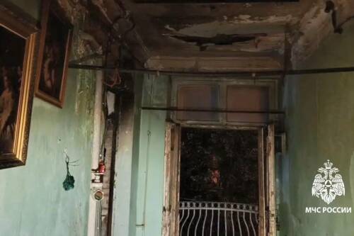 Пятерых человек спасли на пожаре в многоквартирном доме в Казани