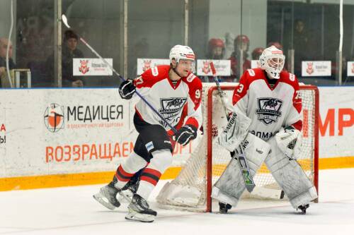 «Нефтяник» сразится с «Молотом» в гостях в рамках регулярки ВХЛ