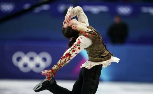 Палки в коньки, рваные шнурки: 12 место Гуменника, лидер Малинин в короткой программе ОИ