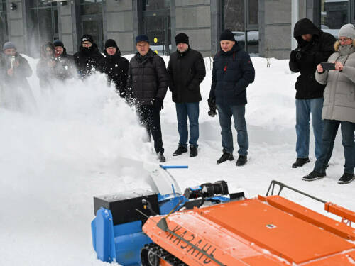 Метшину презентовали беспилотники для очистки улиц от снега