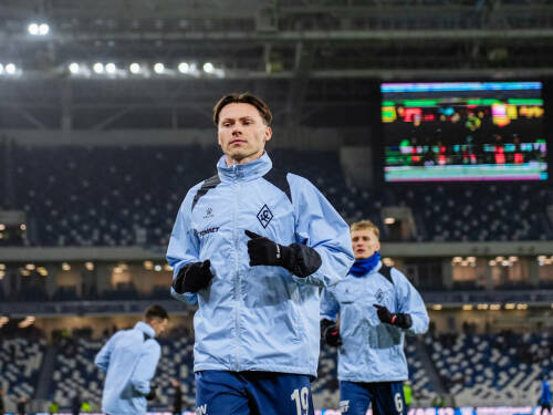 Олейников не договорился с «Локомотивом» и по-прежнему ведет переговоры с  «Рубином»