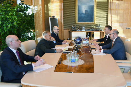 Раис РТ обсудил с представителем ЦБ макроэкономические тренды