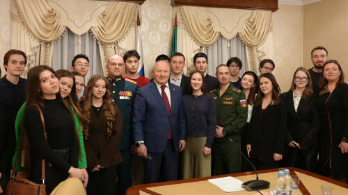 Равиль Ахметшин провел встречу со студентами МГУ, МГИМО и ВШЭ