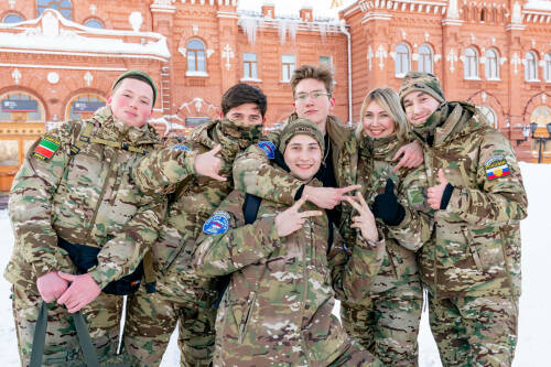 В Казань вернулась группа волонтеров, помогавшая жителям Курской области