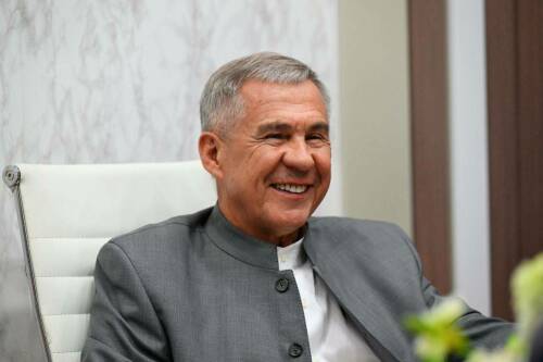 Минниханов рассказал о работе ОЭЗ Татарстана бывшему министру торговли Омана