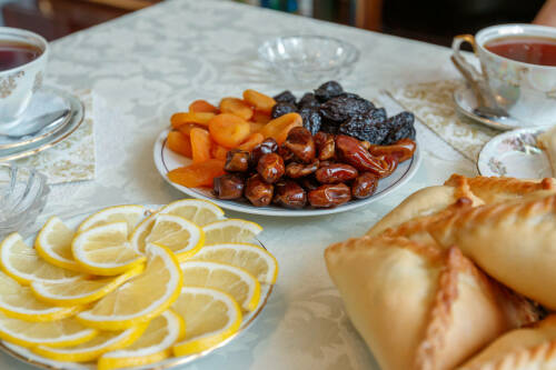 Время сухура и ифтара в Грозном на Рамадан-2026