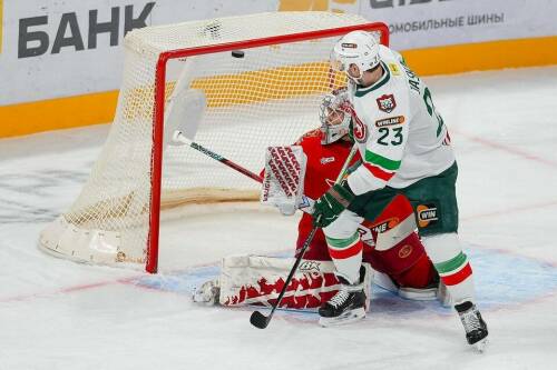 «Ак Барс» проиграл третий матч подряд в серии буллитов