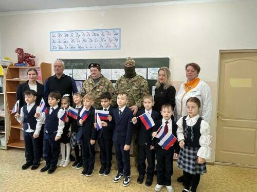 Военнослужащий с позывным Брюс навестил школьников в Тукаевском районе