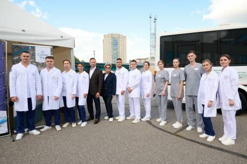 В Татарстане 10 тысяч медиков получат в этом году новую форменную одежду