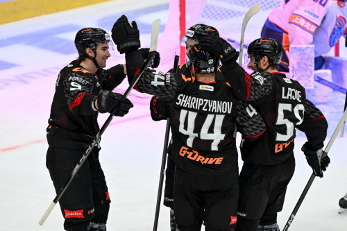 Дамир Шарипзянов установил рекорд КХЛ по набранным очкам среди защитников