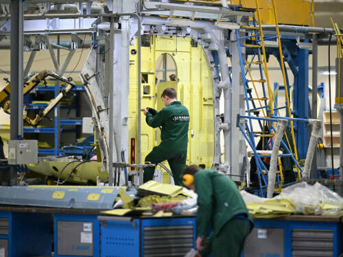 В Производственно-учебном центре КВЗ проходят обучение почти 800 школьников