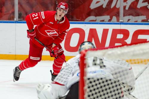 «Спартак» расторг контракт с Адамом Ружичкой из-за нарушения обязательств