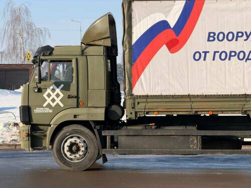 «С победой ждем их домой!»: Челны отправили шефскую помощь бойцам СВО