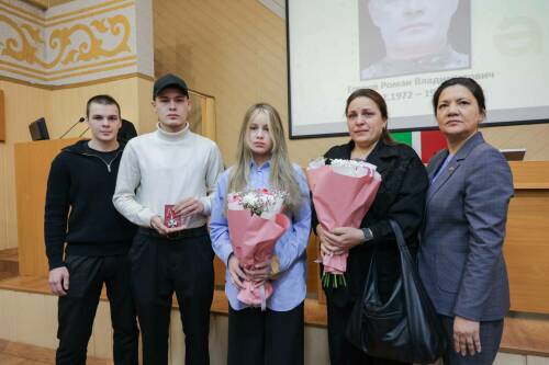 В Альметьевске передали государственные награды семьям участников СВО