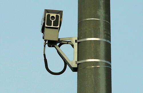 В Татарстане дорожные камеры начали выявлять водителей, которые пользуются телефоном во время движения