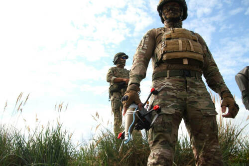 «Род и вид войск кандидат выбирает сам»: все о службе по контракту и льготах в Татарстане