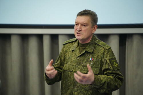 Сейчас идет большая информационная война за молодежь, поэтому важно оградить молодых людей России от негативного влияния из недружественных стран