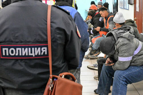 Приезжают больше, преступлений совершают меньше: МВД о мигрантах в Татарстане