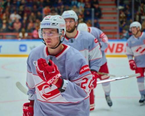 КХЛ дисквалифицировала Байрона Фрэза и оштрафовала Павла Порядина