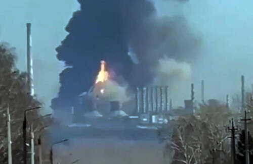 «Всем пострадавшим оказана помощь»: что известно о пожаре на НКНХ